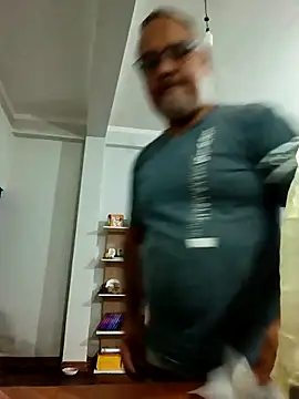 PhillDrake11 online show from April 18, 12:34 am