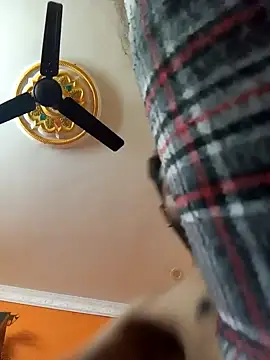 arhan3043 online show from December 21, 7:56 am