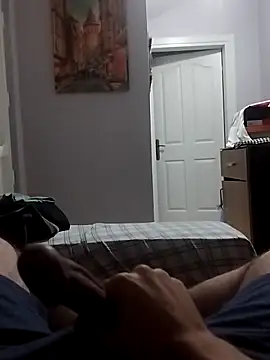 Snapshot of Aykut1990 chatting on October 14, 4:47 pm Aykut1990 online show from October 14, 4:47 pm