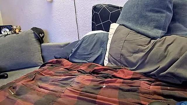 pyrowuff online show from March 2, 4:29 am