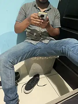 Snapshot of Darkdickhard chatting on January 26, 4:30 am Darkdickhard online show from January 26, 4:30 am