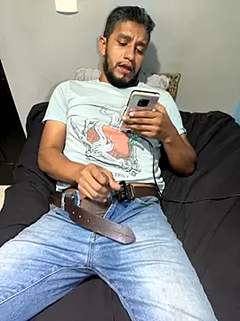 Snapshot of Darkdickhard chatting on September 26, 3:59 am Darkdickhard online show from September 26, 3:59 am