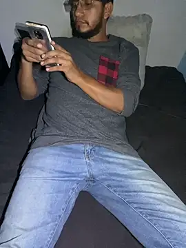 Snapshot of Darkdickhard chatting on September 22, 3:28 am Darkdickhard online show from September 22, 3:28 am