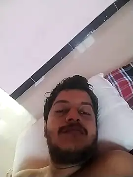 dzboy1994 online show from November 19, 2:22 am