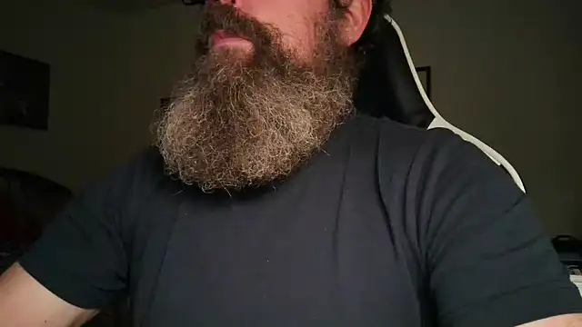 Snapshot of usdirtymikee9 chatting on January 7, 7:33 am usdirtymikee9 online show from January 7, 7:33 am