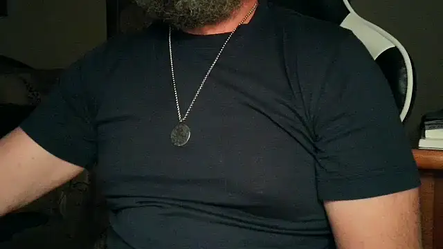 Snapshot of usdirtymikee9 chatting on October 11, 2:04 am usdirtymikee9 online show from October 11, 2:04 am