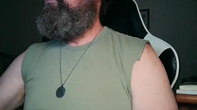 Snapshot of usdirtymikee9 chatting on September 27, 1:25 am usdirtymikee9 online show from September 27, 1:25 am