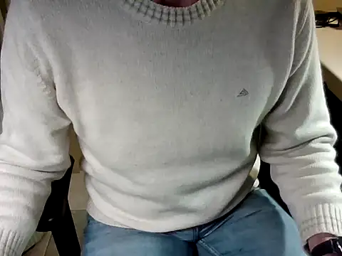 mariohurt101 online show from September 29, 9:43 pm