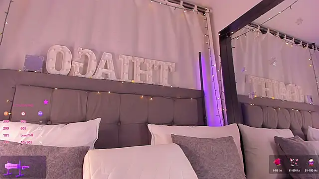 Snapshot of Thiago_jones chatting on February 5, 11:17 pm Thiago jones online show from February 5, 11:17 pm