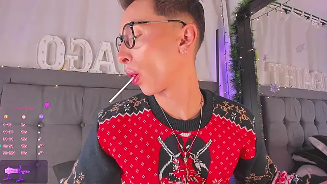 Snapshot of Thiago_jones chatting on December 23, 9:08 pm Thiago jones online show from December 23, 9:08 pm