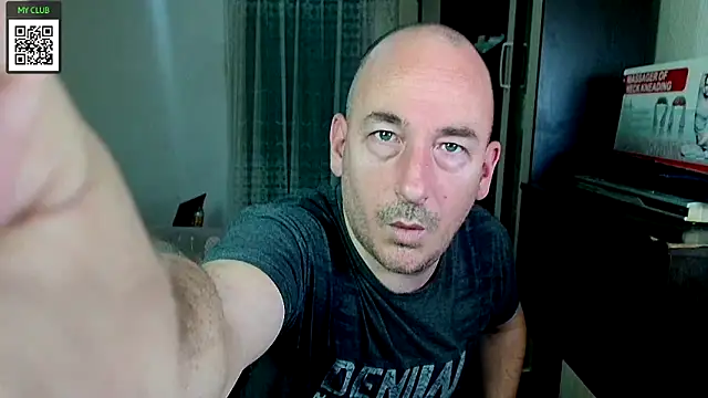 Johan   Barker online show from February 4, 6:36 am