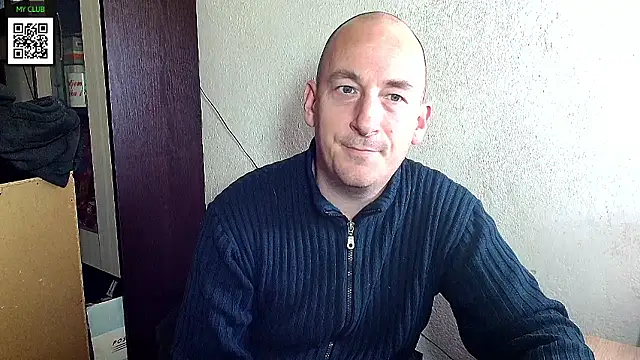 Johan   Barker online show from December 4, 2:26 pm