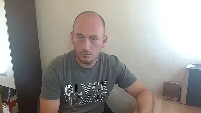 Johan   Barker online show from September 21, 9:42 am