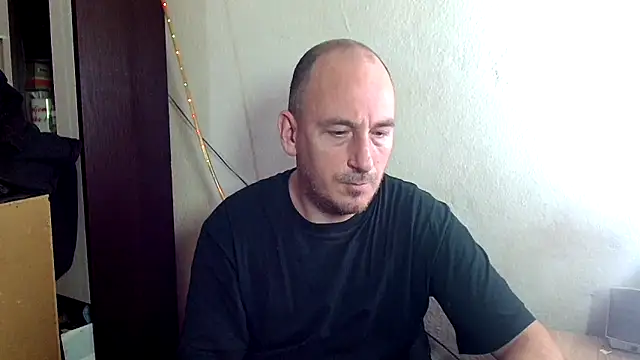 Johan   Barker online show from January 6, 7:45 pm