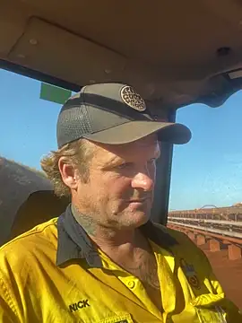 neeko 69 online show from April 4, 12:18 am