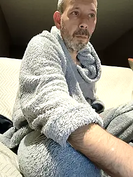 207RCCam online show from April 26, 3:15 am