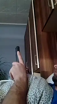 Rolandxxxr online show from February 19, 9:17 am