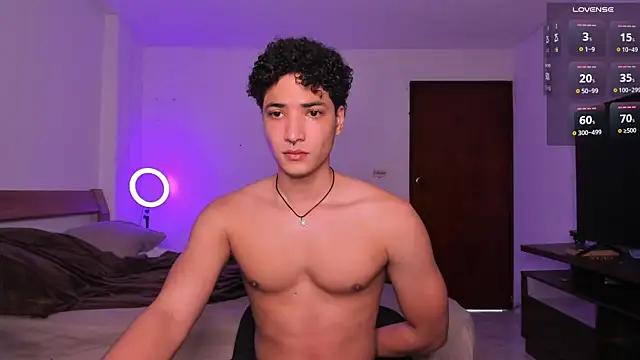 MitchellXD online show from December 3, 5:45 pm