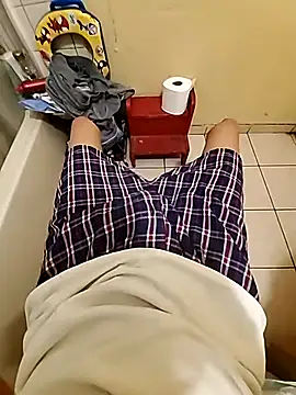 Bigstiffyuh online show from October 24, 12:40 pm