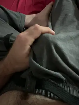 Snapshot of j1991j chatting on October 18, 6:18 am j1991j online show from October 18, 6:18 am