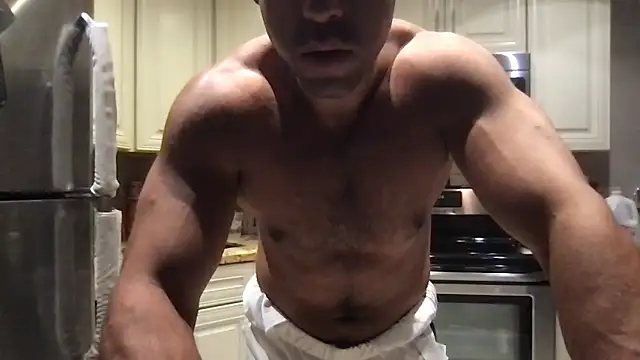 BigGuyMuscle online show from May 27, 1:57 am