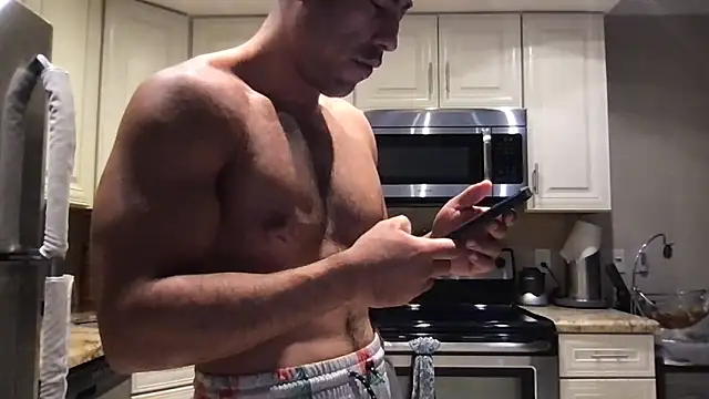 BigGuyMuscle online show from May 26, 5:20 pm