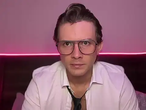 mcklister kinky feets online show from March 6, 8:06 pm