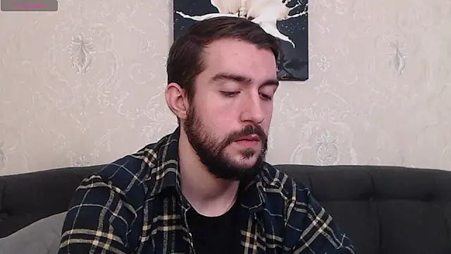 Dylan Best online show from December 17, 10:43 pm