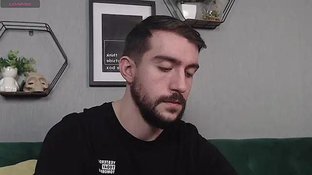 Dylan Best online show from February 10, 7:38 pm