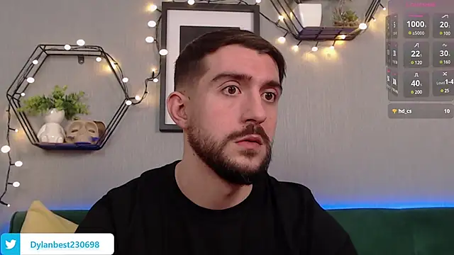 Dylan Best online show from December 26, 4:25 pm