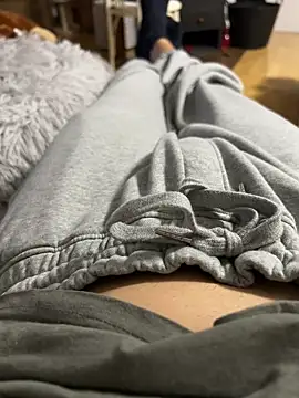 petuletra online show from January 28, 8:15 pm