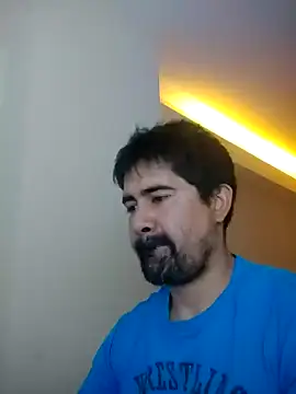 VonDoomdelToro online show from January 5, 12:31 am