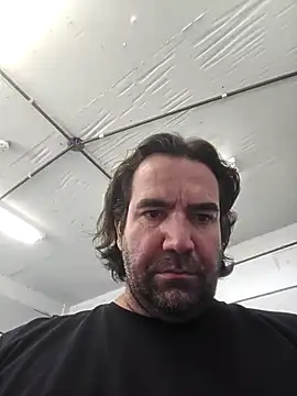MysterBearMG online show from May 18, 3:17 pm