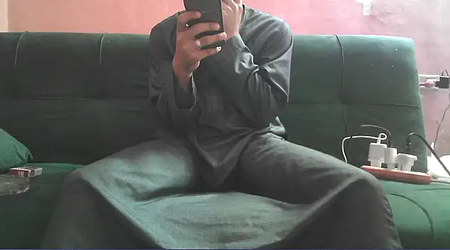 Snapshot of foxsanSs chatting on March 11, 7:58 pm foxsanSs online show from March 11, 7:58 pm