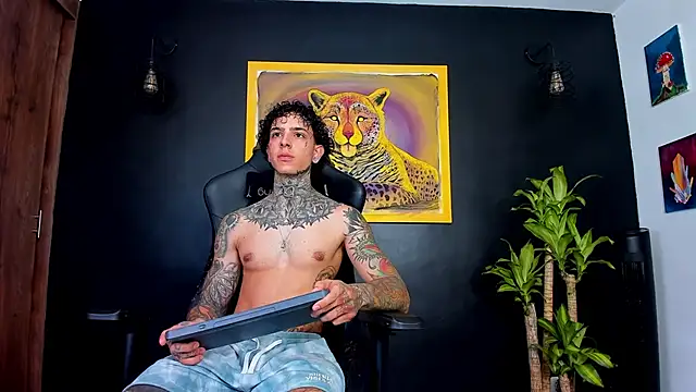 Aron ford online show from January 8, 8:39 pm