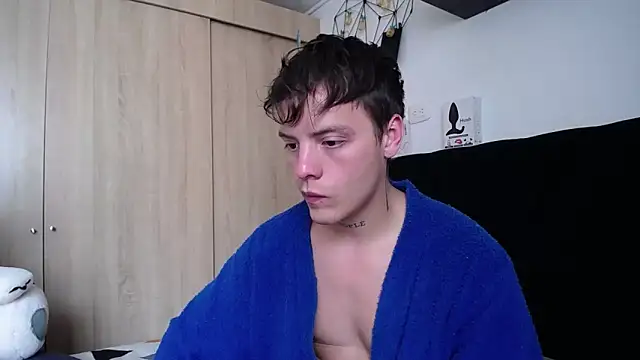 Snapshot of Santiago_kiler chatting on October 2, 7:29 pm Santiago kiler online show from October 2, 7:29 pm