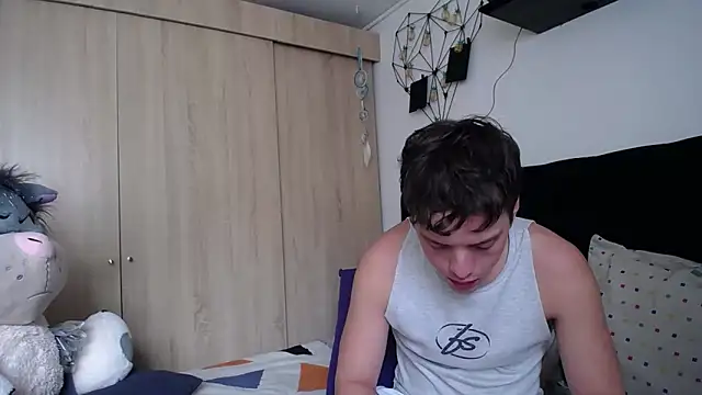 Snapshot of Santiago_kiler chatting on October 1, 7:18 pm Santiago kiler online show from October 1, 7:18 pm