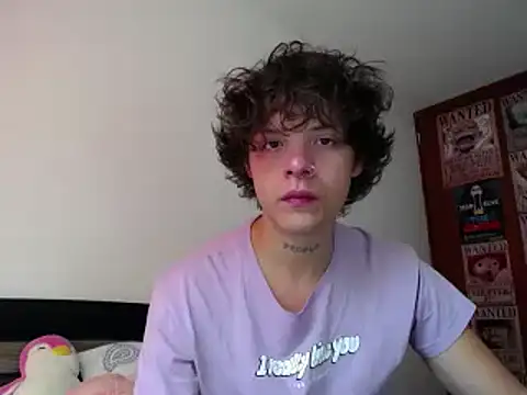 Snapshot of Santiago_kiler chatting on December 12, 2:00 pm Santiago kiler online show from December 12, 2:00 pm