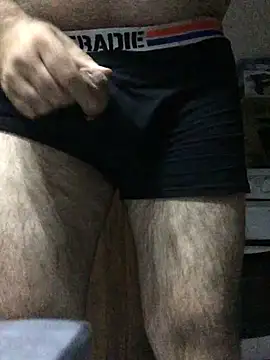 hairysmallcockguy online show from February 5, 12:38 pm