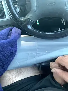 hairysmallcockguy online show from February 18, 4:04 am