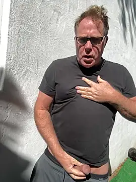 Cockmilker09 online show from February 2, 3:53 pm