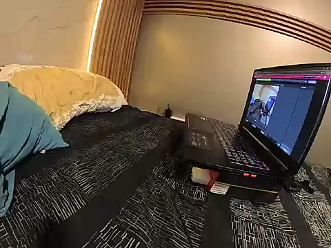 elvis0966 online show from April 30, 4:52 am