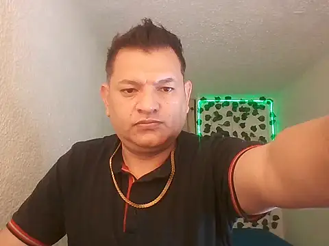 SexDiffrent online show from June 18, 6:13 pm