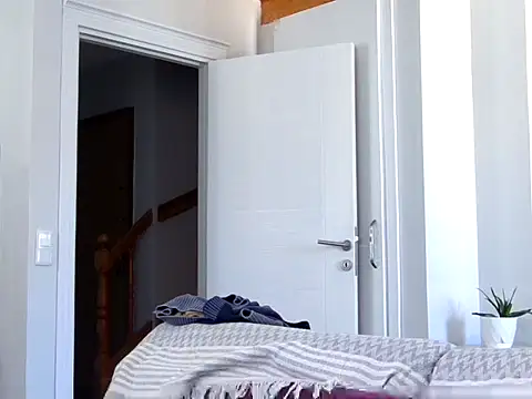 ALPHANDRE online show from March 12, 9:17 am