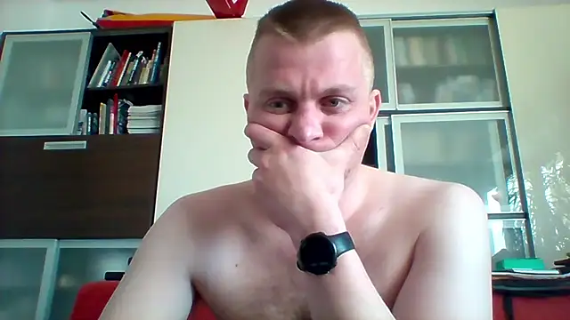 Matttthees online show from March 10, 7:44 am