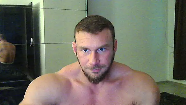 muscularkevin online show from November 11, 2:22 pm