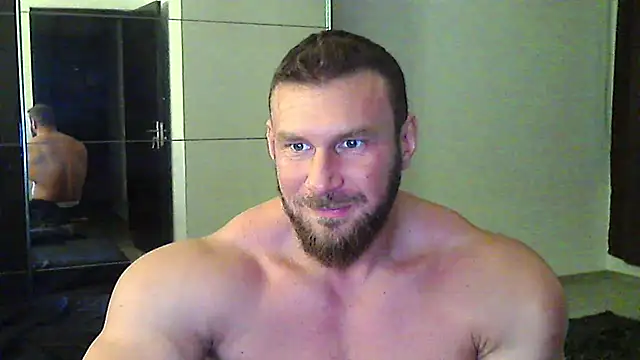 muscularkevin online show from January 18, 3:03 pm