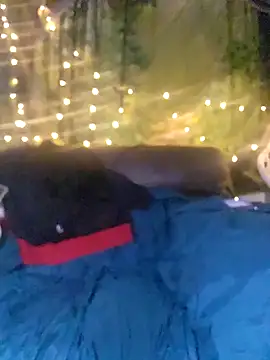 Hotredheadandtoungelasher online show from December 3, 4:39 pm