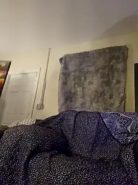 Hotredheadandtoungelasher online show from February 3, 5:40 am