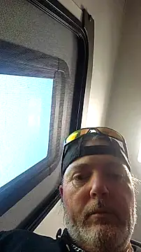 Hotredheadandtoungelasher online show from September 24, 9:46 pm